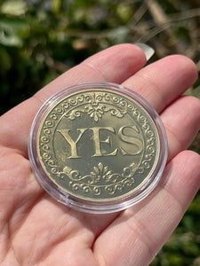 Yes or No Decision Making Oracle Coin - Golden