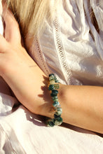 Load image into Gallery viewer, Moss Agate Stretch Bracelet