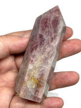 Load image into Gallery viewer, Lavender Rose Quartz Generator Point