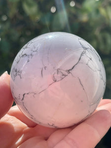 5.8 Cm White Howlite Sphere