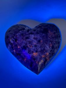 UV Fluorescent Yooperlite Puffy Heart