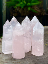 Load image into Gallery viewer, Brazilian Rose Quartz Crystal Generator Point