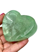 Load image into Gallery viewer, Pretty Green Fluorite Crystal Heart Shaped Decorative Dish