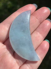 Load image into Gallery viewer, Aquamarine Crystal Crescent Moon Carving #5