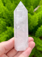 Load image into Gallery viewer, Brazilian Rose Quartz Crystal Generator Point