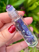 Load image into Gallery viewer, GEMSTONE ROLLER BALL BOTTLES FILLED WITH CRYSTAL CHIPS FOR ESSENTIAL OILS (SINGULAR)