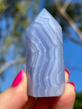 Load image into Gallery viewer, AAA Blue Lace Agate Generator Point #1